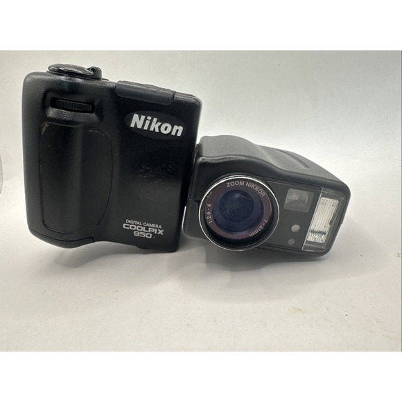 Nikon Other - Nikon COOLPIX 950 Digital Camera Black Untested